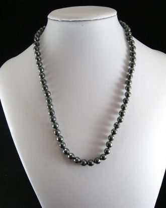 Collar Hematite