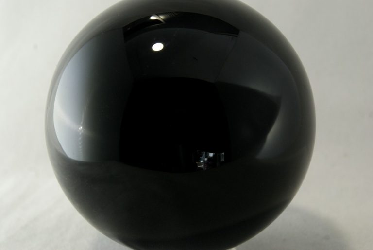 Bola Obsidiana