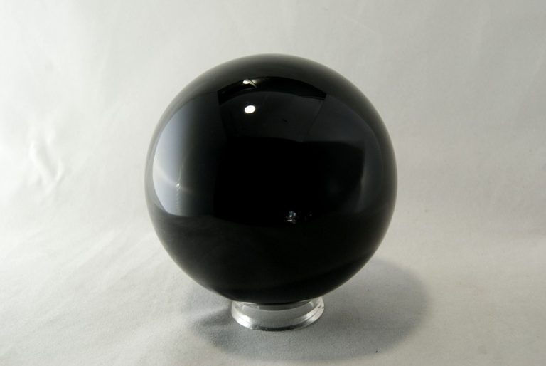 Bola Obsidiana