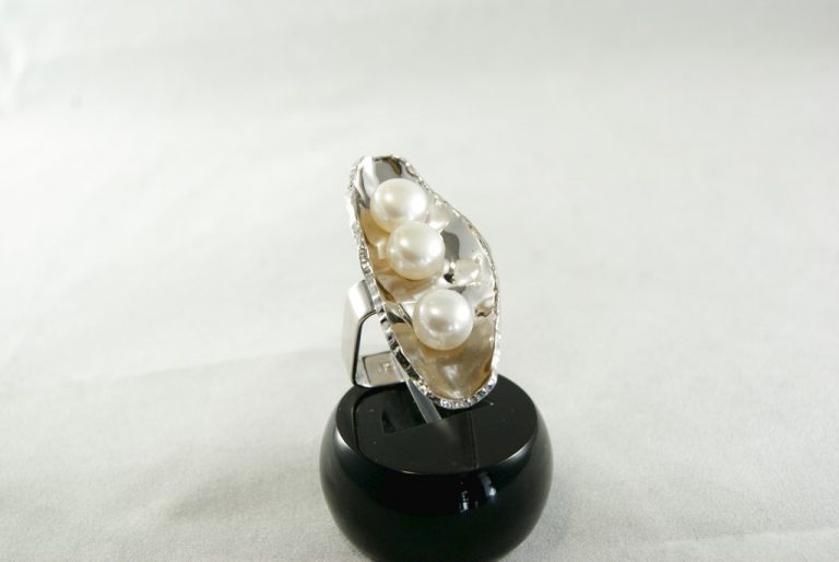 Anillo perlas