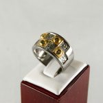 Anillo de Plata con Gemas