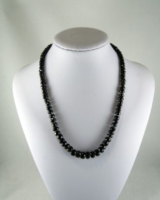 Collar de Turmalina Negra