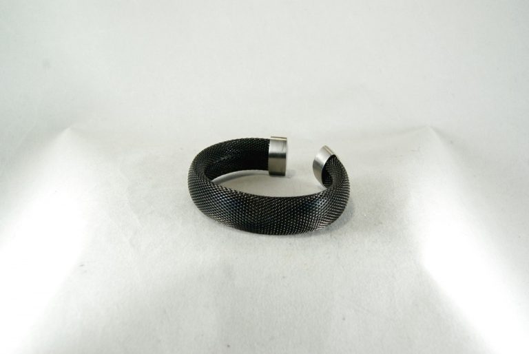 Brazalete de Acero