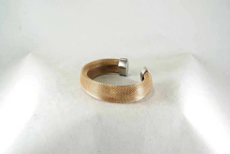 Brazalete de Acero