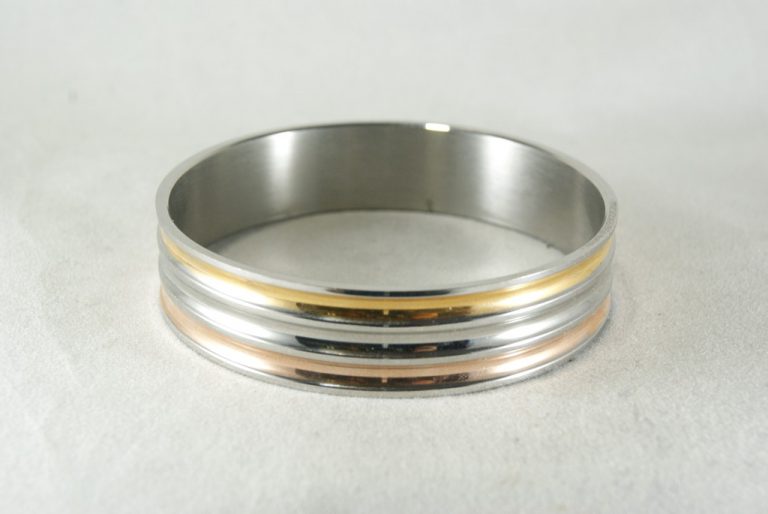 Brazalete de Acero