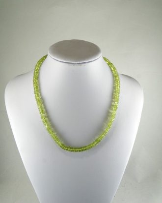 Collar de Olivino