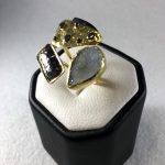 ANILLO DE PLATA CON CALCEDONIA