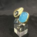 ANILLO DE PLATA CON ÁGATA AZUL