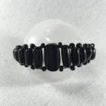 PULSERA SHUNGITA EN MACRAMÉ NEGRO