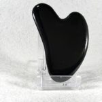 GUA SHA DE OBSIDIANA NEGRA